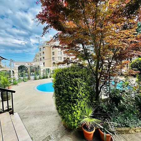 Guest Varna,kabakum דירה וארנה